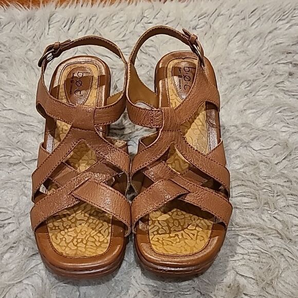 Born womens brown leather small wedge‎ sandals size 9 - Picture 1 of 9